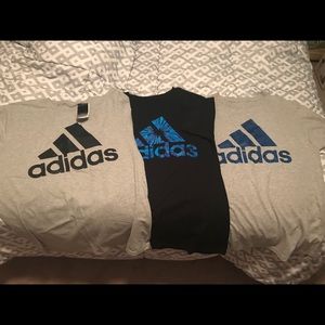 3 medium men’s Adidas tshirts excellent condition